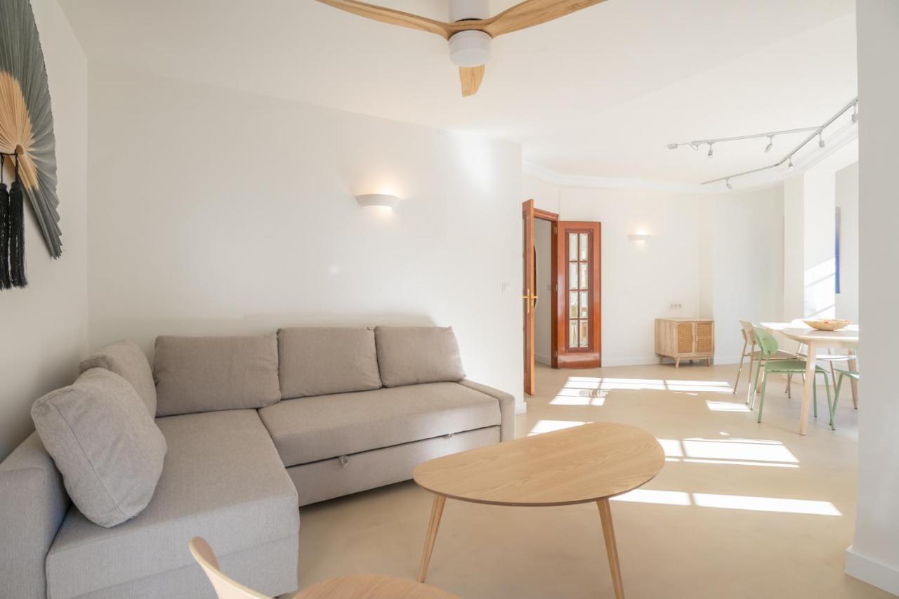 Amplio Apartamento Trinidad By Renthas Apartman Málaga Kültér fotó