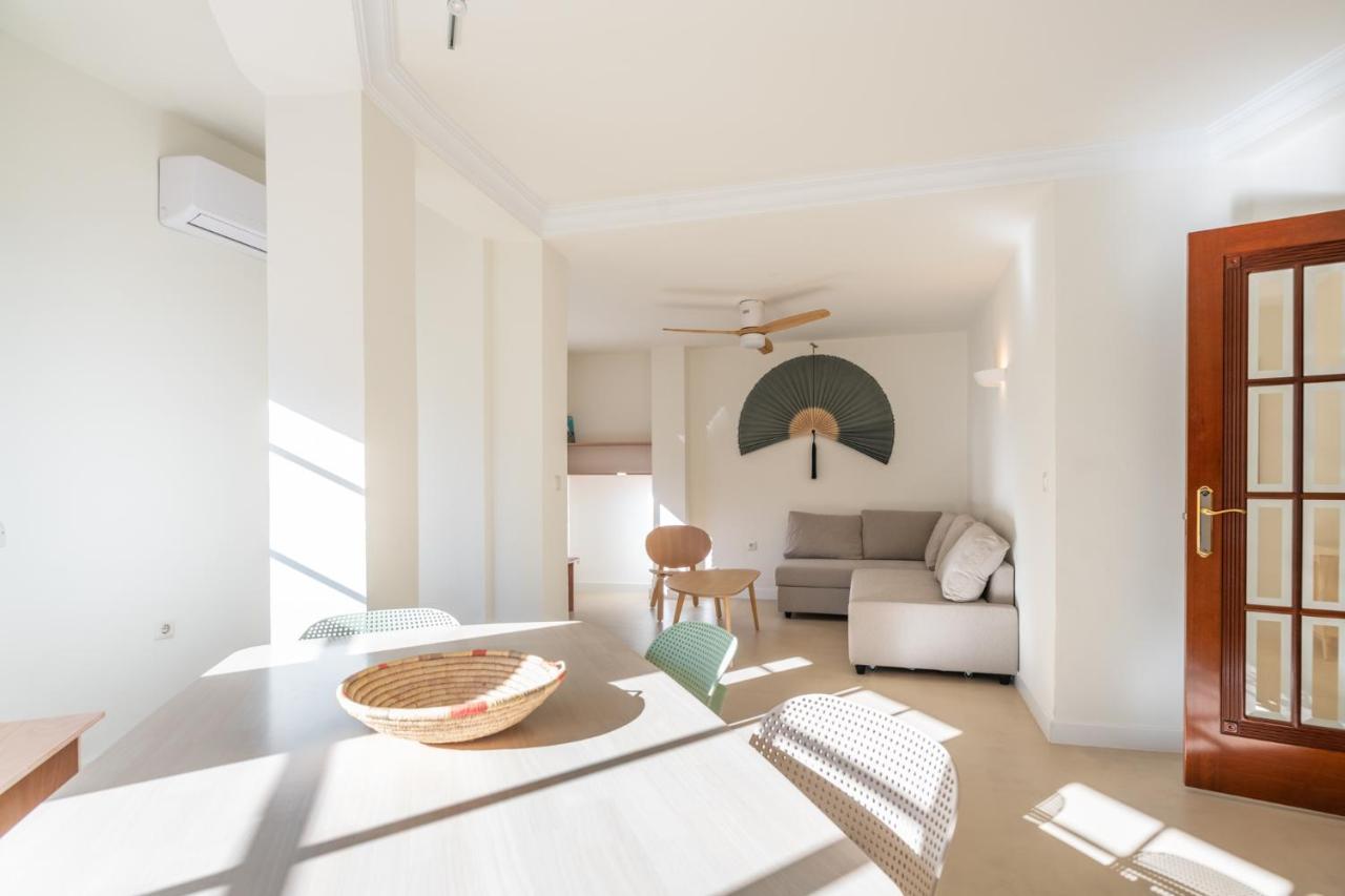 Amplio Apartamento Trinidad By Renthas Apartman Málaga Kültér fotó