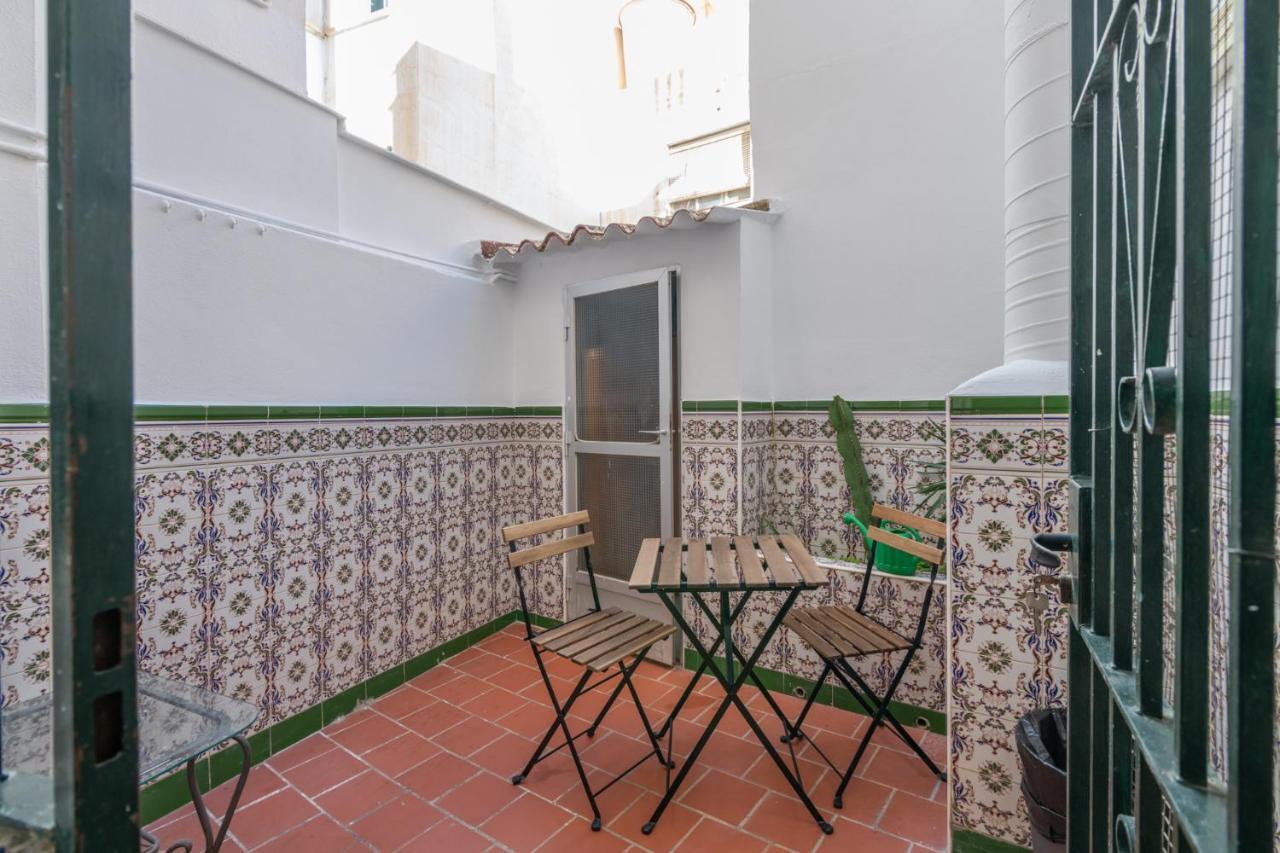 Amplio Apartamento Trinidad By Renthas Apartman Málaga Kültér fotó